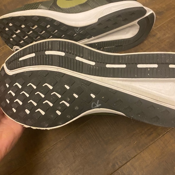 Nike Swift Running sneakers - Picture 9 of 12